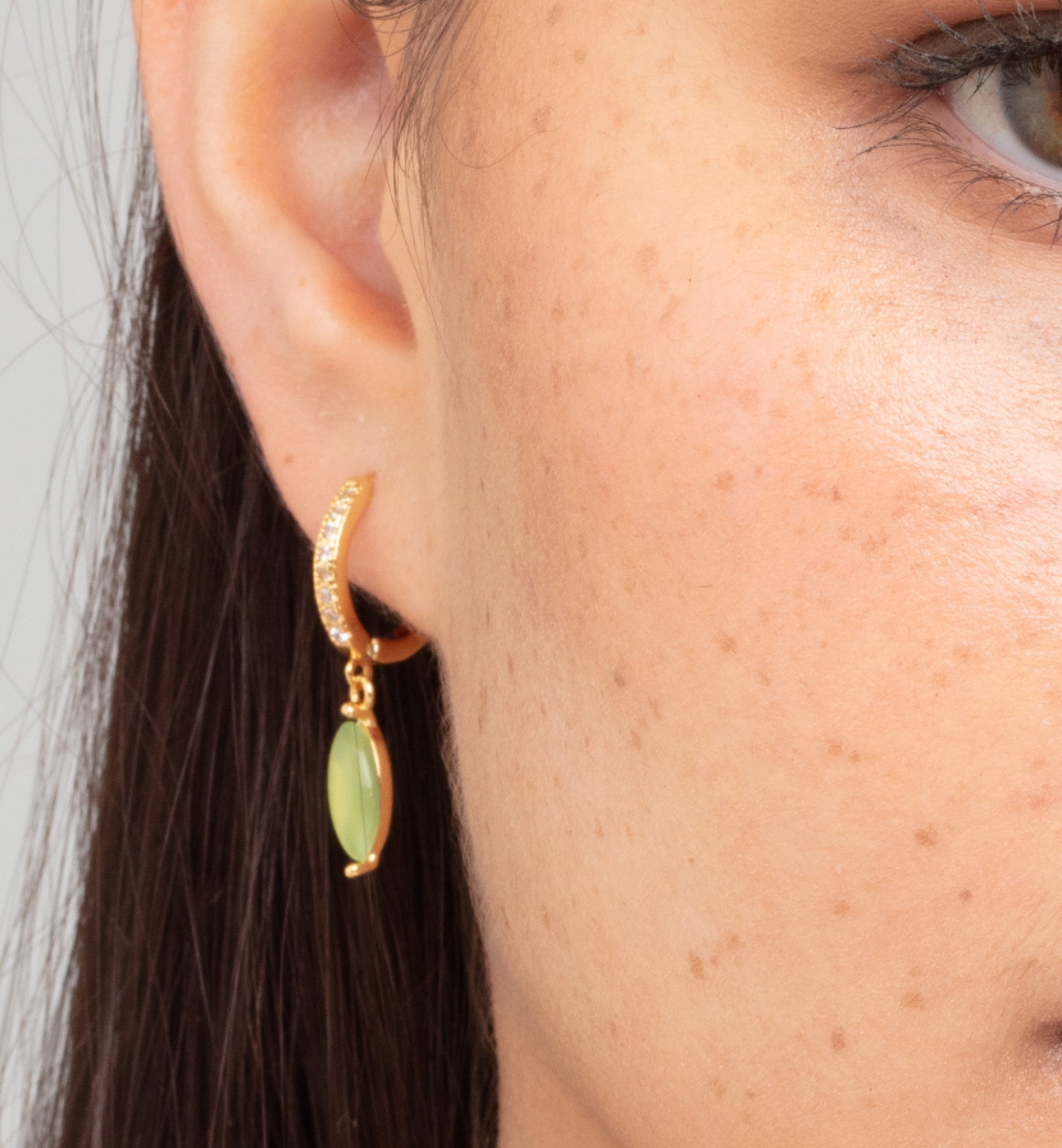 Nekomeishi Green Cats Eye Earrings
