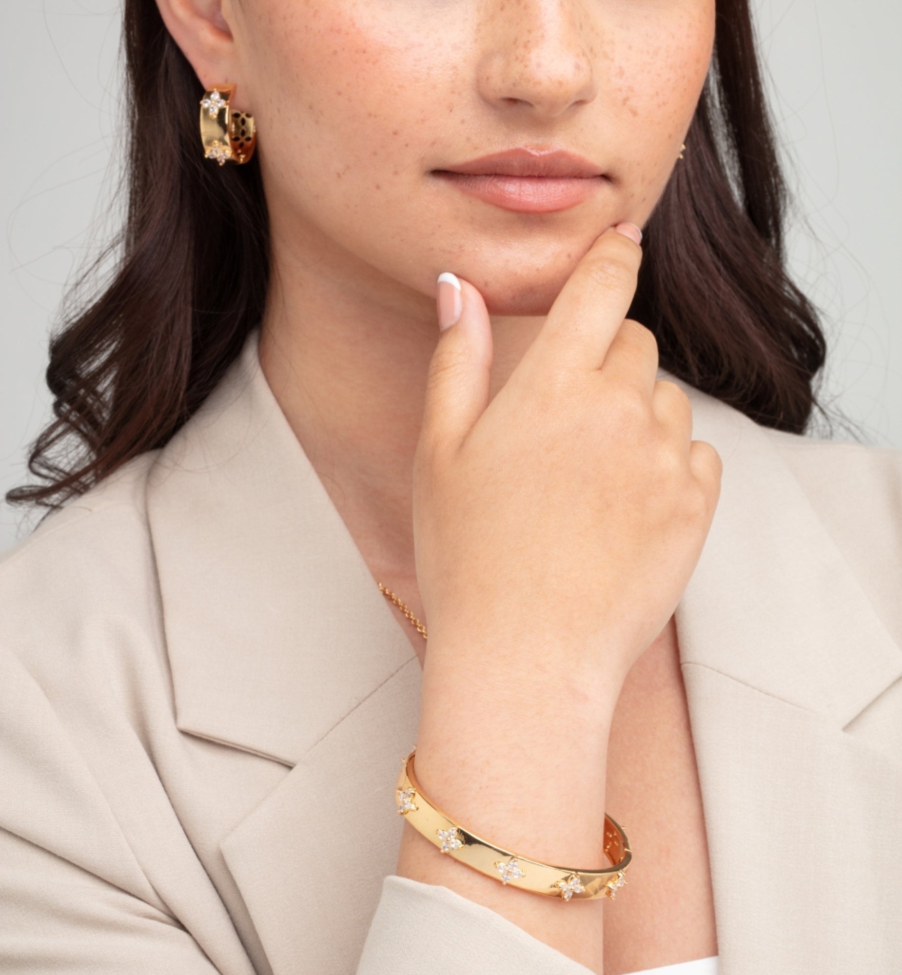 Kinmokusei Gold Bead Floral Bangle