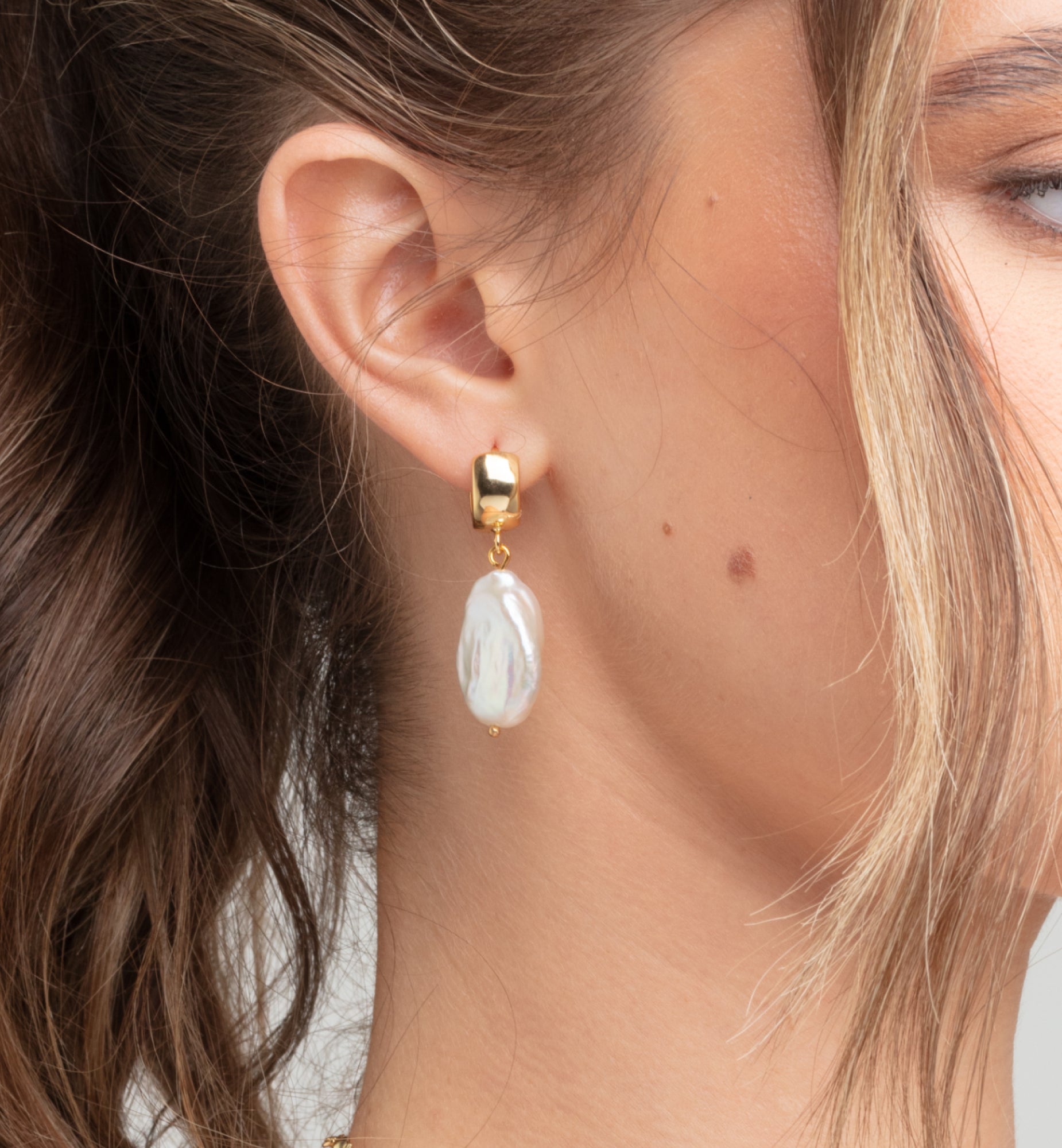 Shinju Gold Baroque Pearl Earrings