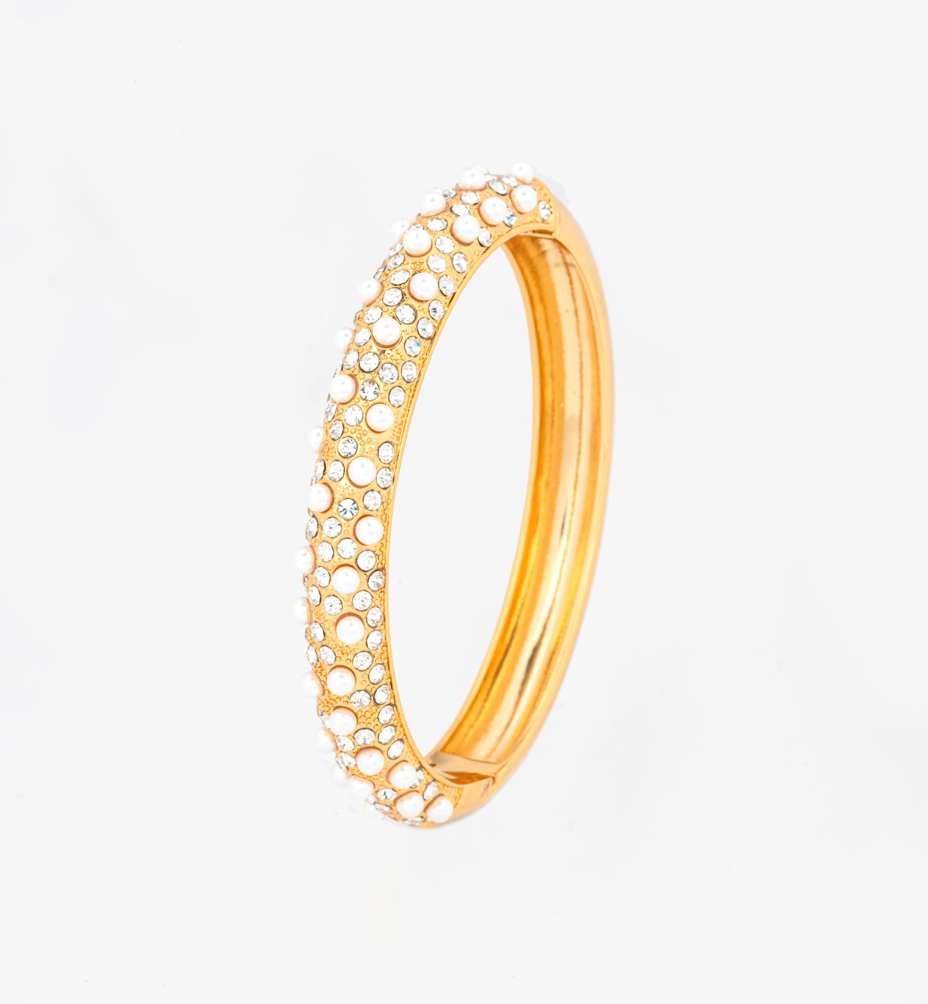 Shinju Gold Pearl Bangle