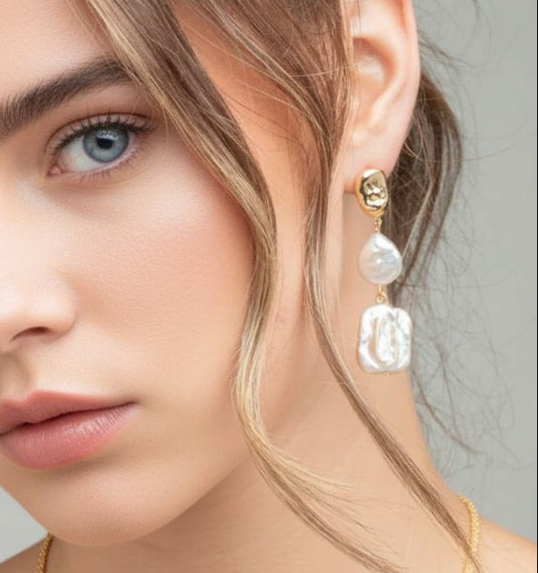 Shinju Gold Square Pearl Earrings