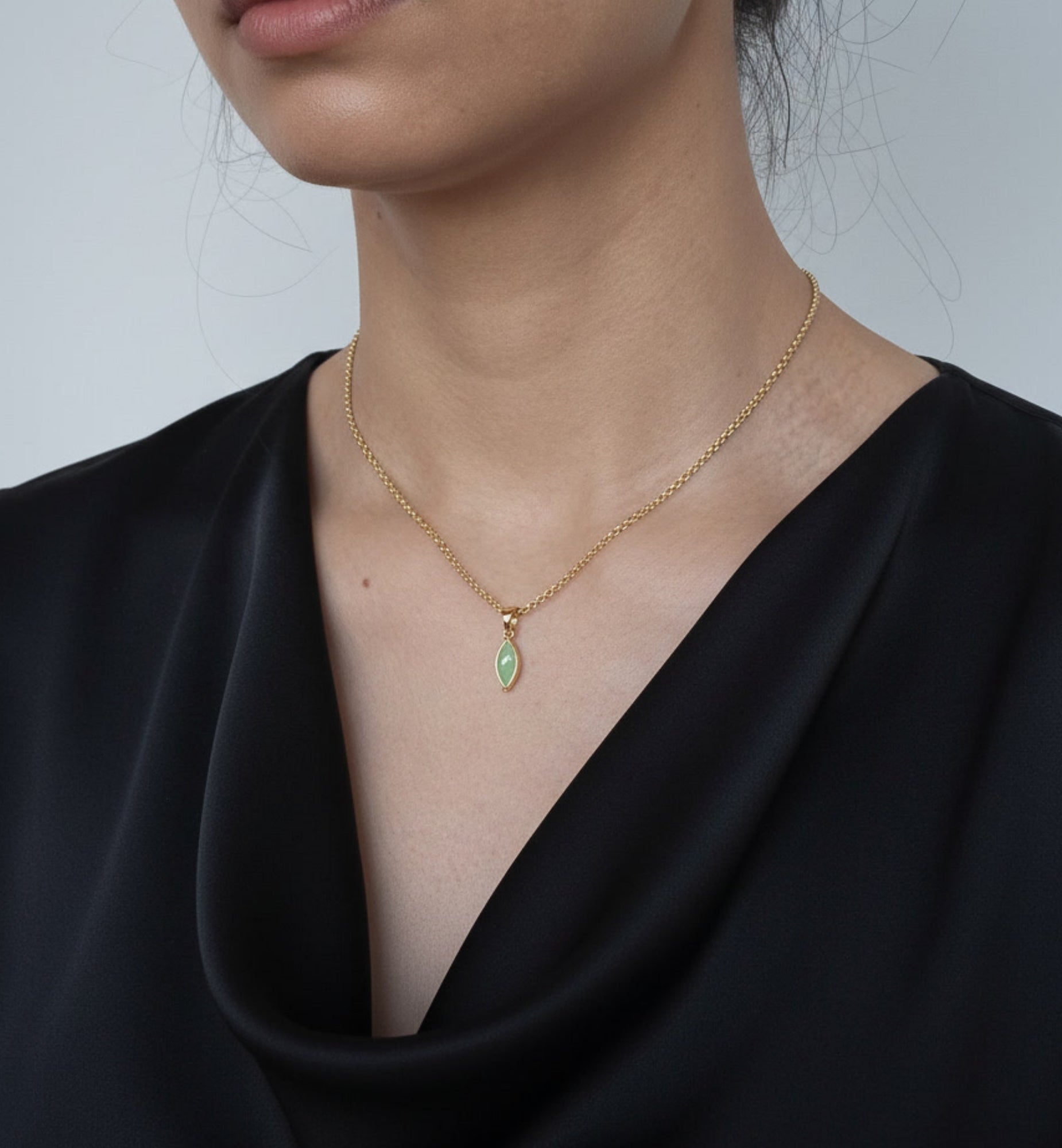 Nekomeishi Green Cats Eye Pendant