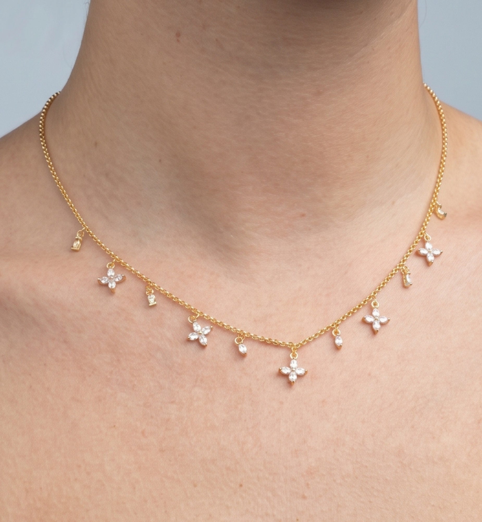 Kinmokusei Gold Floral Necklace