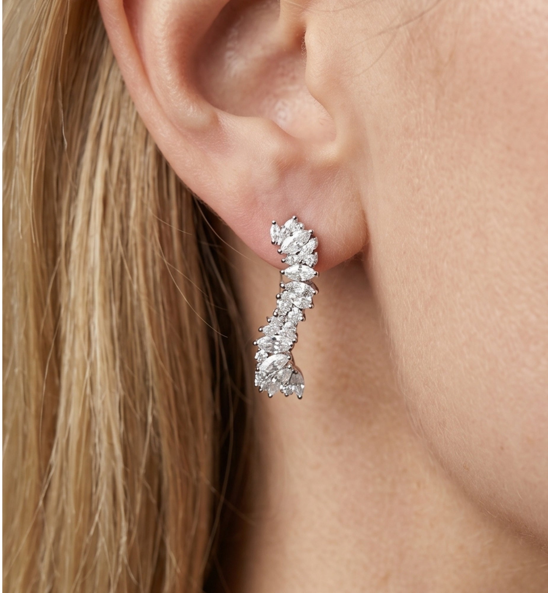 Nami Silver Stone Wave Earrings