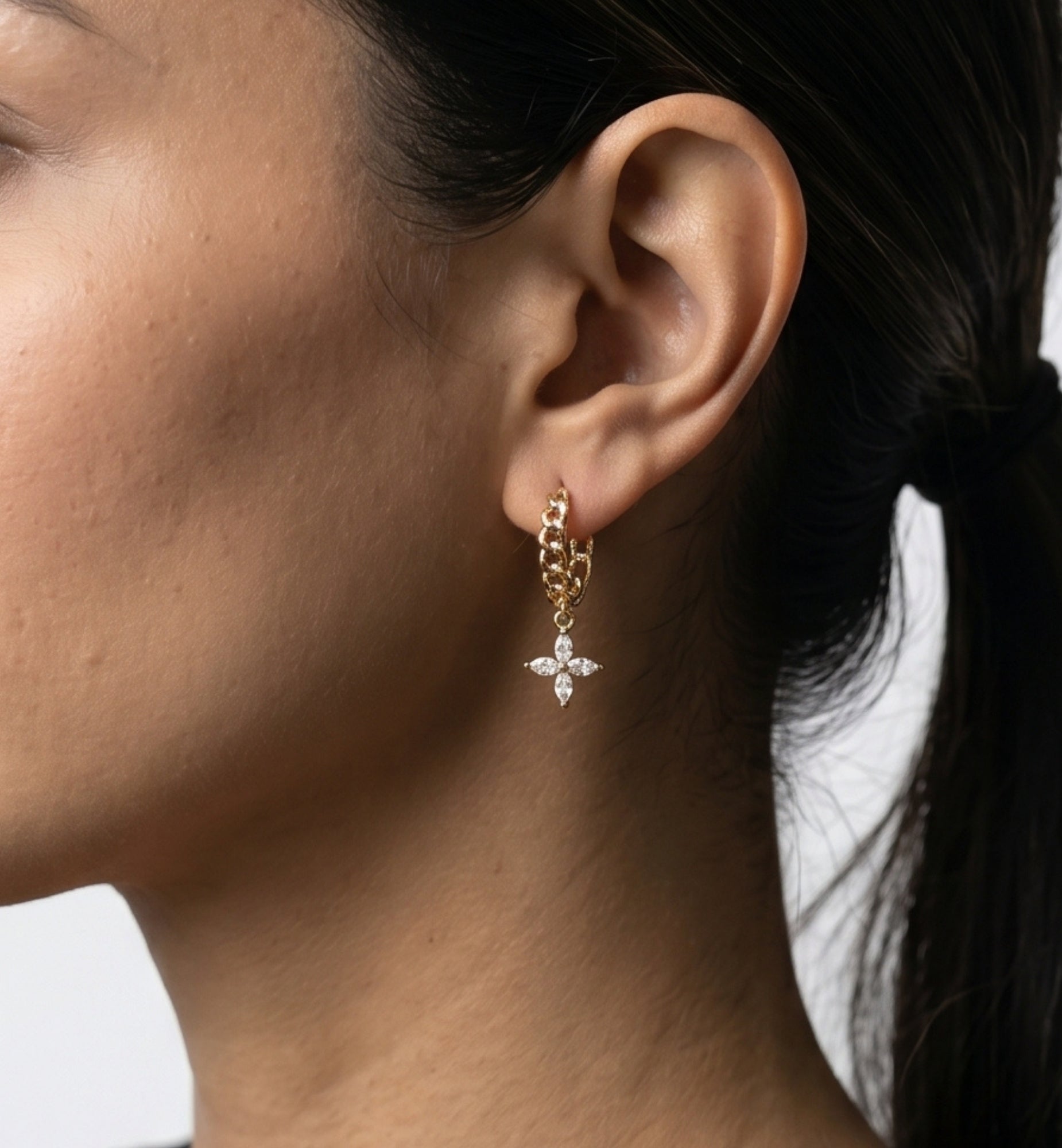 Kinmokusei Gold Flower Drop Chain Hoop Earrings