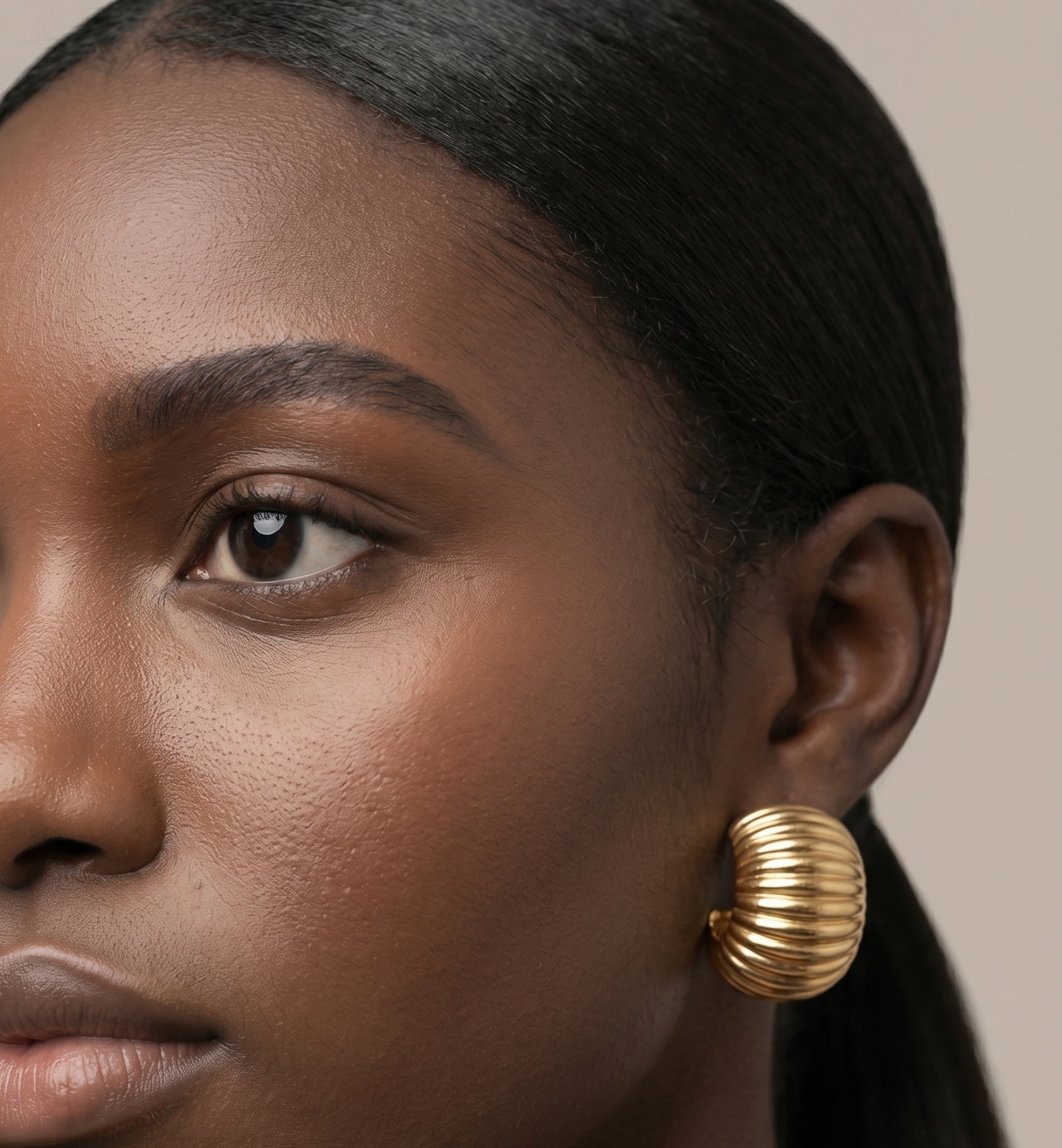 Nami Gold Wave Arc Oversized Studs