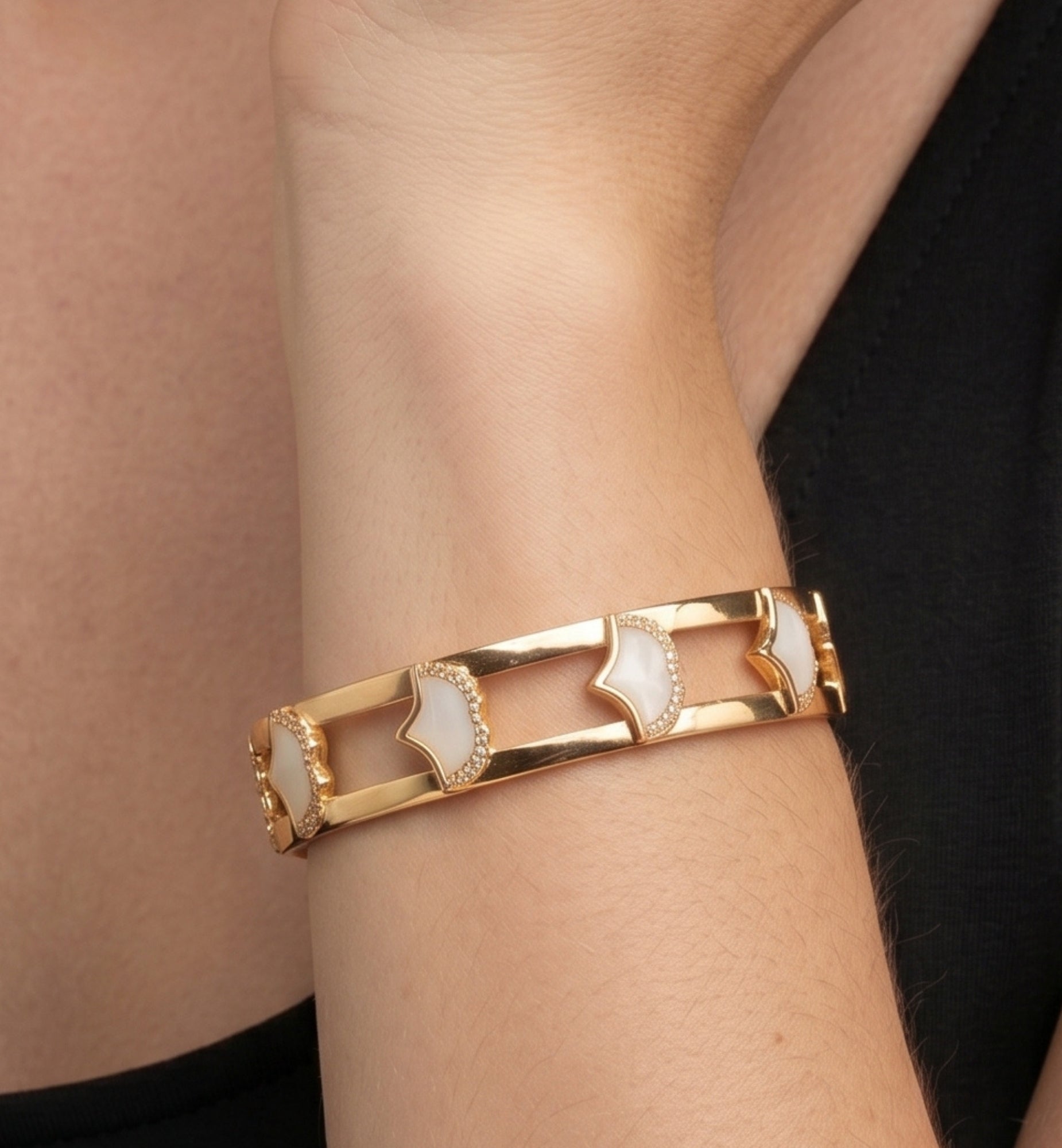 Gingko Gold Shell Earrings + Bangle + Necklace