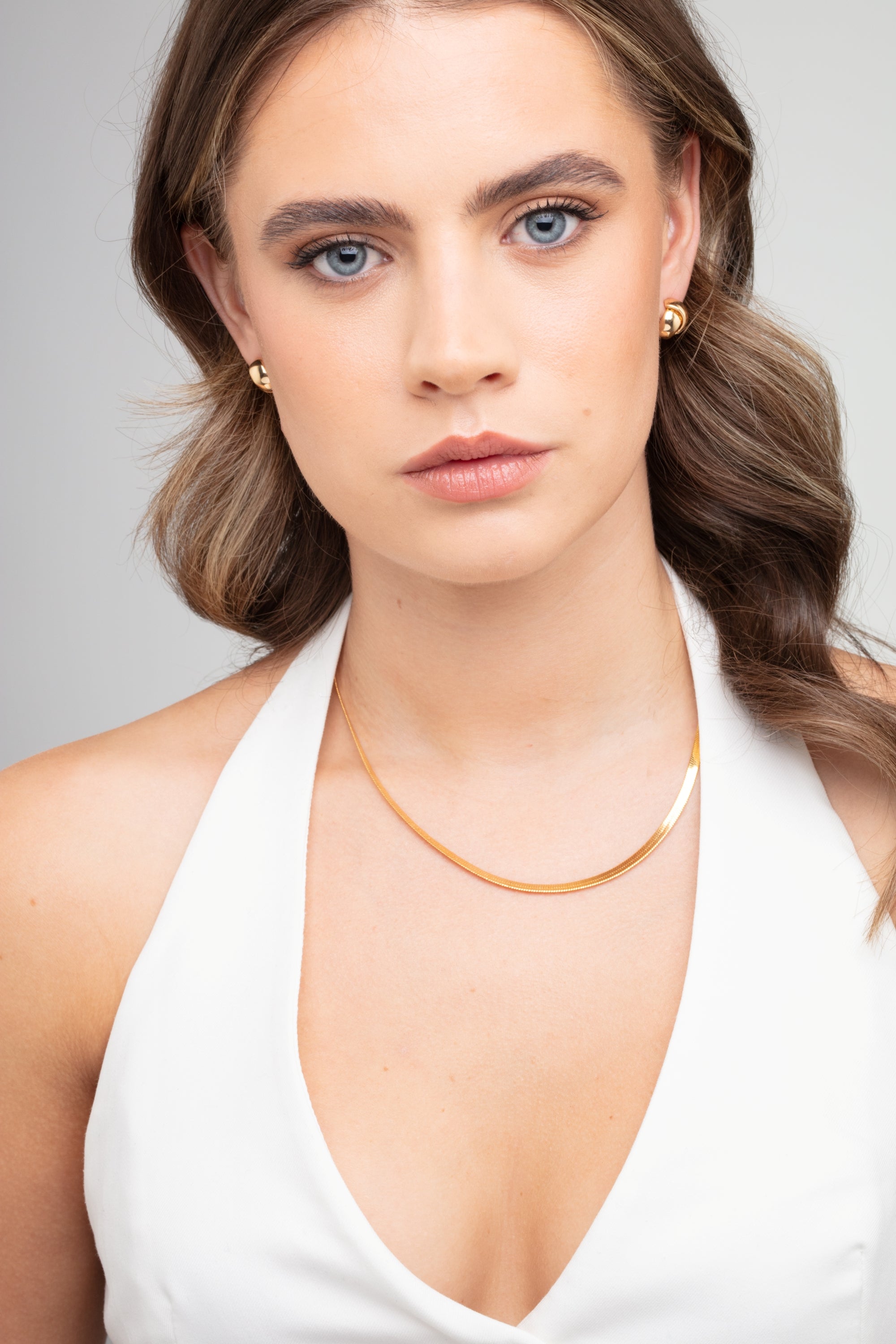 Kin Gold Knot Earrings