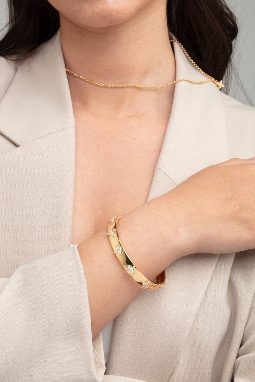 Kinmokusei Gold Bead Floral Bangle