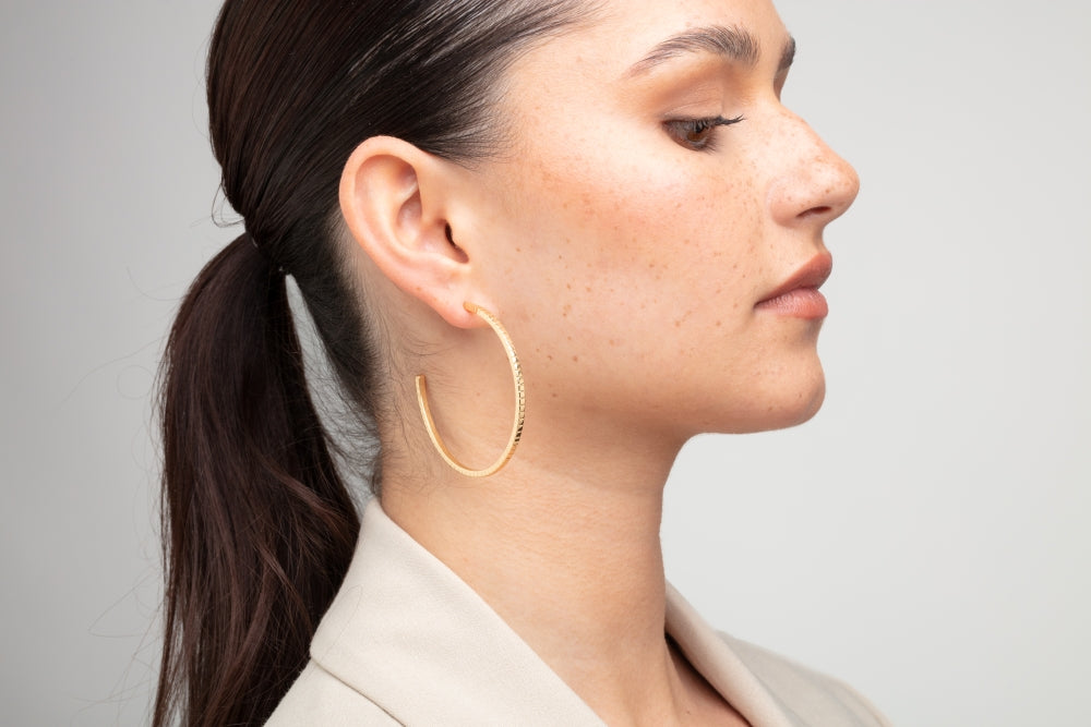 Shikaku Gold Thin Earrings