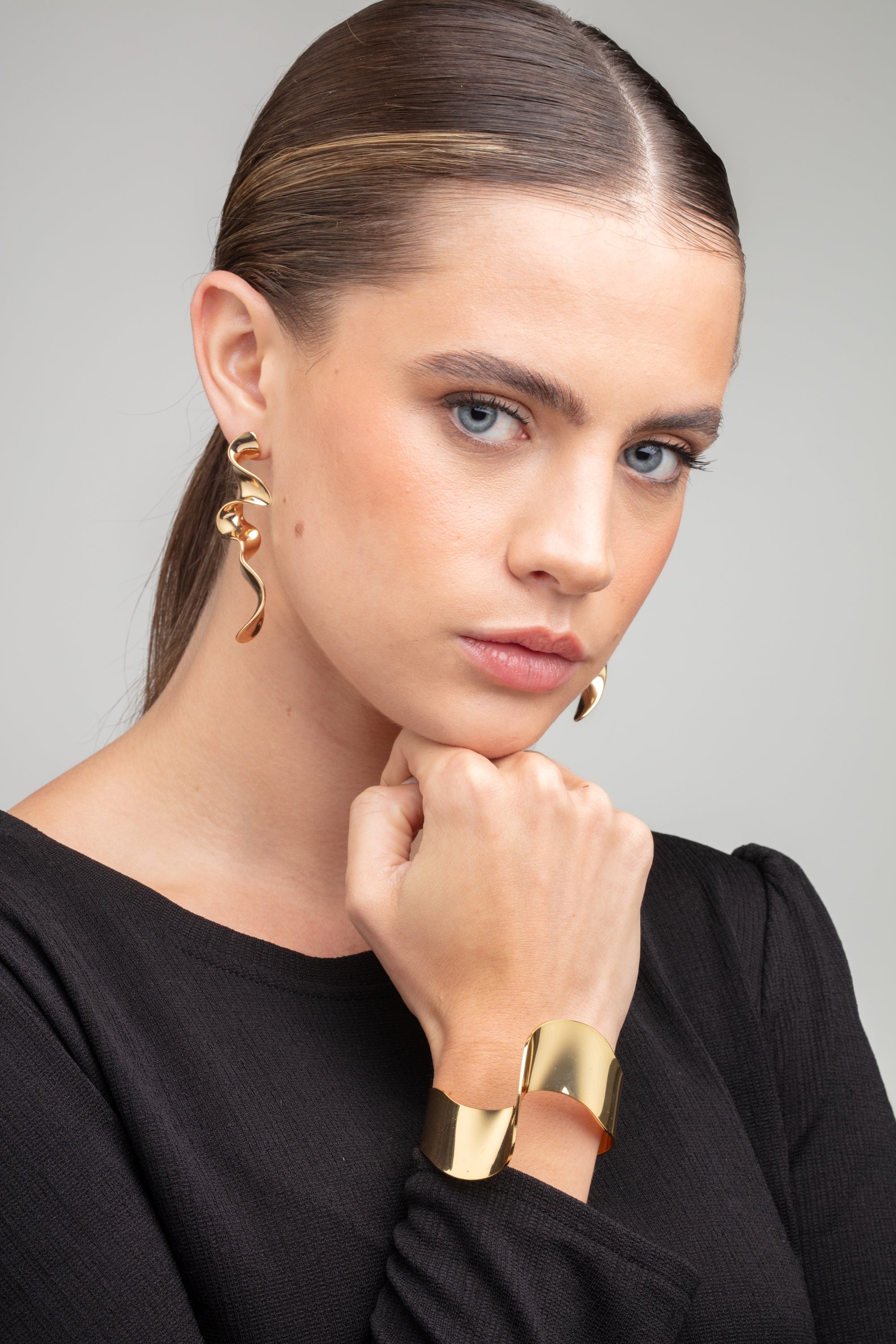 Nami Gold Long Wave Earrings