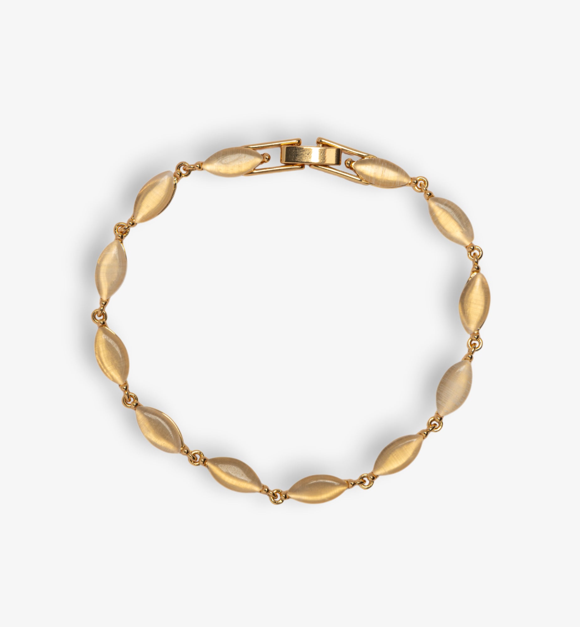 Nekomeishi Cream Cats Eye Bracelet  18K Gold Plated by Uchi & Soto Jewellery