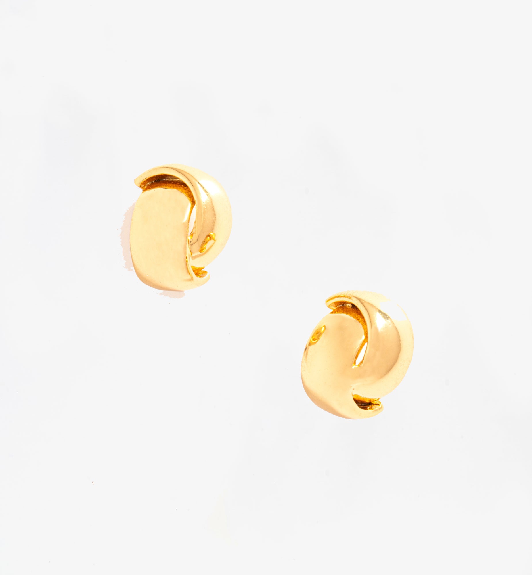 Kin Gold Knot Earrings
