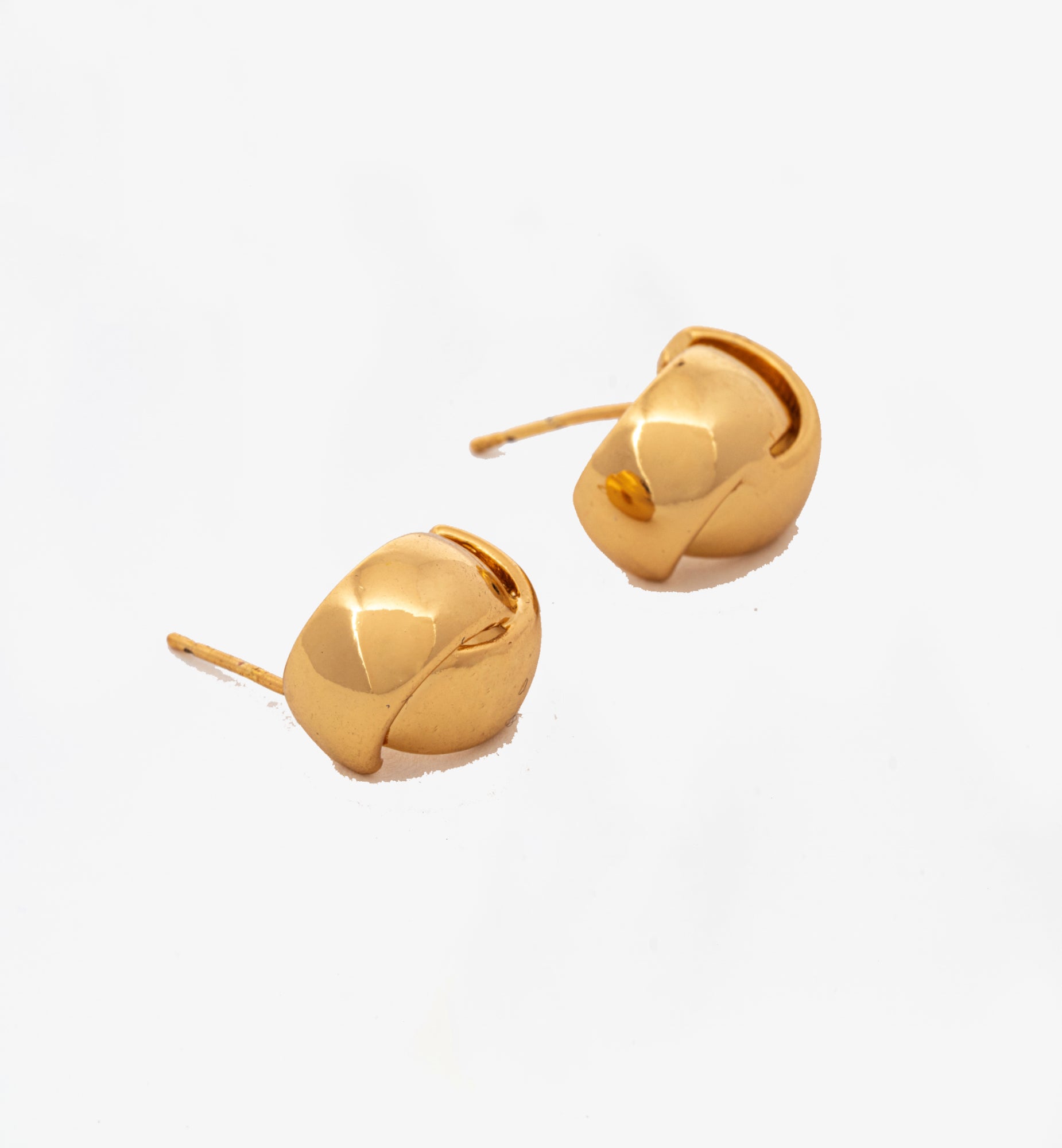 Kin Gold Knot Earrings