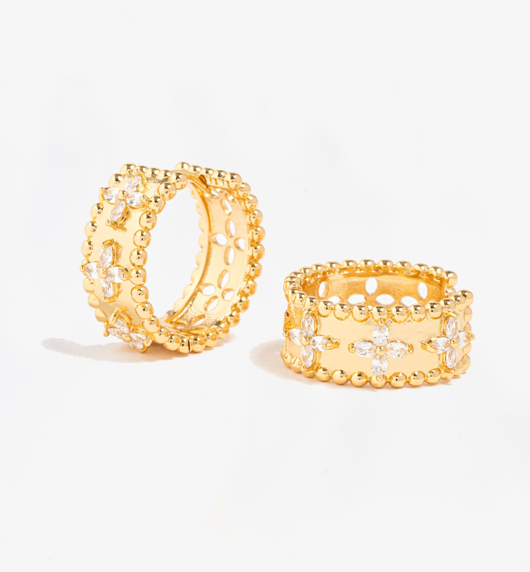Kinmokusei Gold Bead Floral Earrings