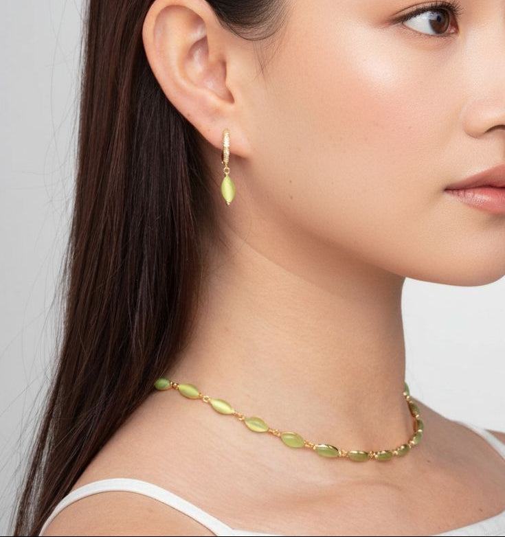 Nekomeishi Green Cats Eye Necklace
